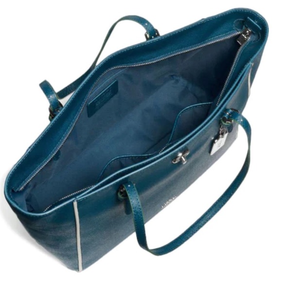 Coach Turnlock Tote in Edgestain Leather Mineral Blue Navy - Picture 3 of 13